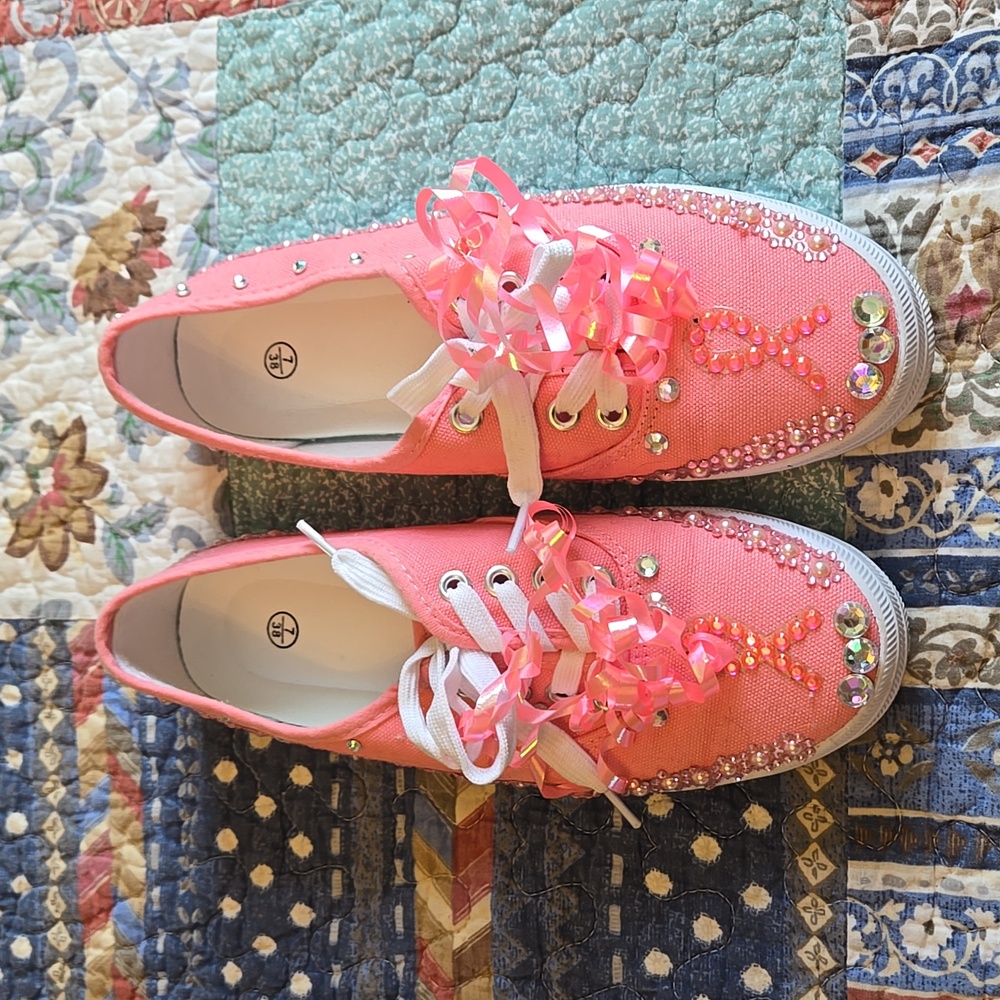 Pink Breast Cancer Tennies Size 7